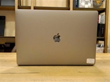 MacBook Pro (15-Inch 2018) Core i7 