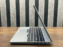 Dell Latitude 5510 Core i7 10th Generation - 15.6" Touchscreen Display