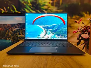 Dell Latitude 9330 2-in-1 Laptop | Intel Deca Core i7 12th Generation