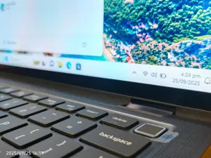 Dell Latitude 9330 2-in-1 Laptop | Intel Deca Core i7 12th Generation