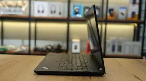 Lenovo ThinkPad P15s Gen 1 Core i7 10th Generation 