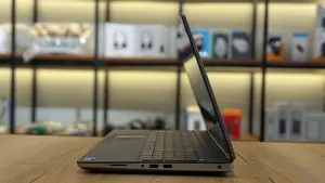 Dell Precision 7560 Core i5 11th Generation Mobile Workstation | Nvidia Quadro T1200 4GB GDDR6.