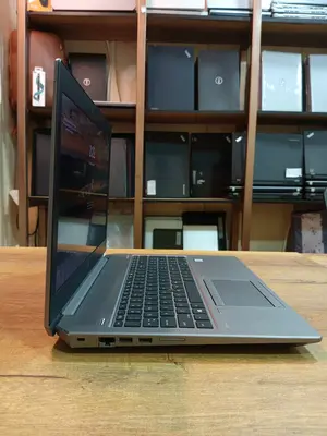 HP ZBook 15 G6 mobile Workstation - Intel Xeon E-2286M | NVIDIA Quadro T2000 (4GB GDDR5)