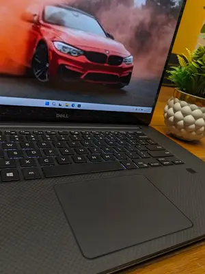 Dell XPS 15 9560 Core i7 7th Generation | NVIDIA GeForce GTX 1050 with 4GB GDDR5