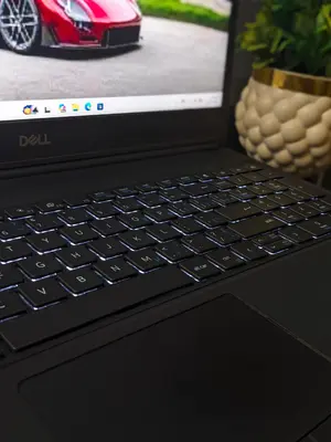 Dell Precision 15 7560 Mobile Workstation | Nvidia Quadro T1200 4GB GDDR6 Dedicated graphics.
