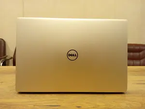 Dell XPS 13 9350 Core i7 6th Generation 