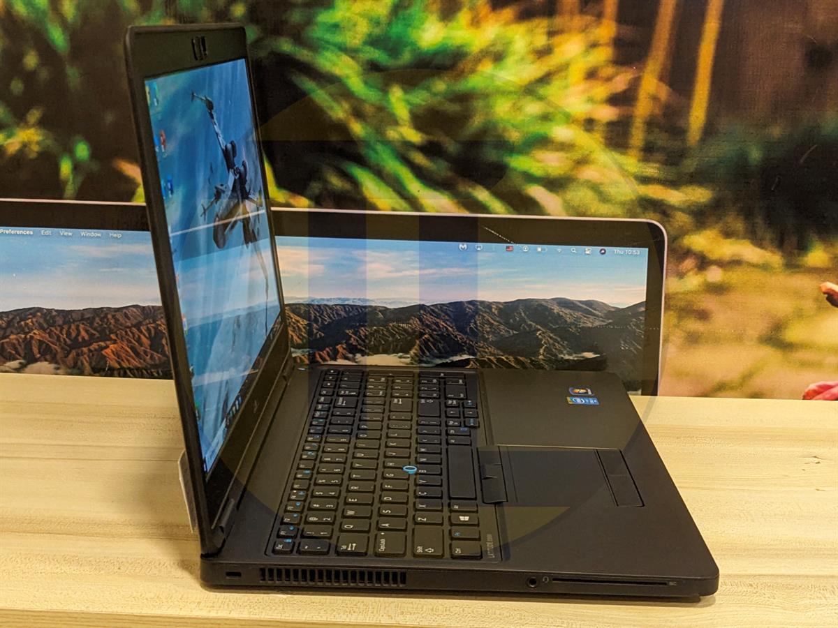 DELL LATITUDE E5550 CORE i7動作未確認ジャンク Dell Latitude E5550 Core-i7 5th Generation Laptop.
