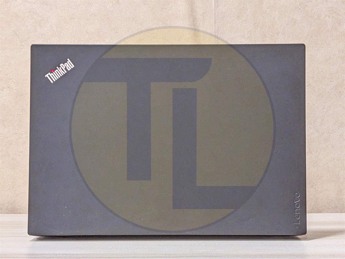 初期保証 Quadro P4000 i7-9700K 32GB SSD2TB 初期保証 Quadro P4000 i7-9700K 32GB SSD2TB