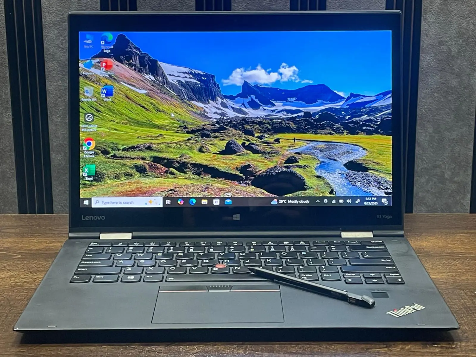 Lenovo ThinkPad X1 Yoga x360 Core i7 7th Generation