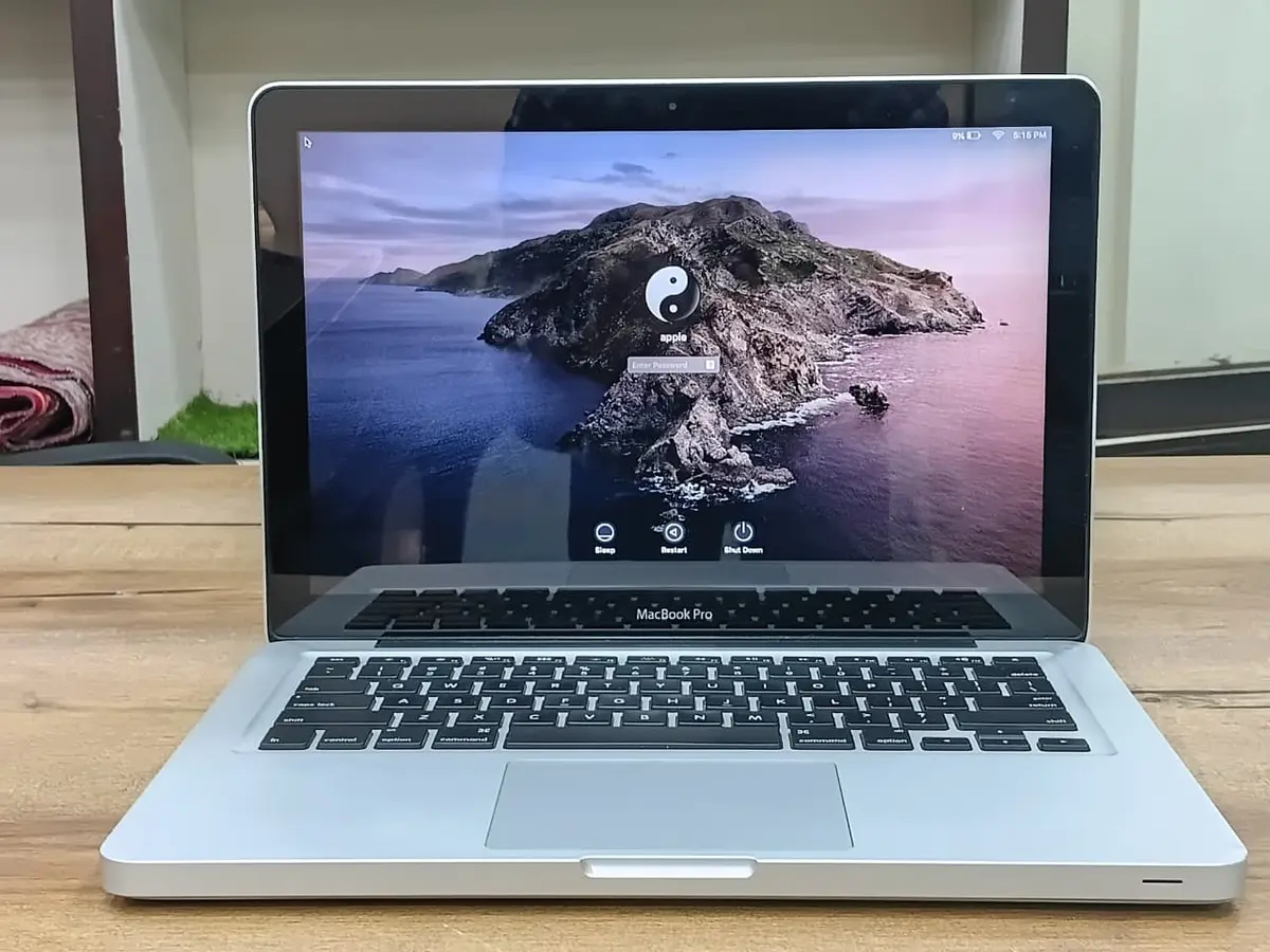 Apple MacBook Pro 13-inch Mid-2012 / 2.5GHz / 2GB / SSD120GB