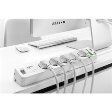 APC Essential SurgeArrest 5 outlets 2 port USB charger