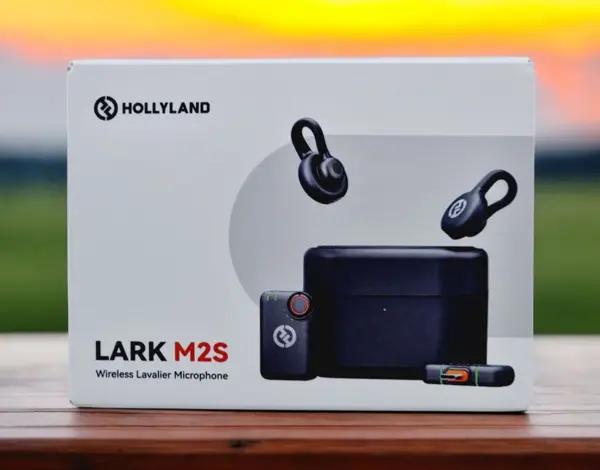 Hollyland Lark M2S Ultimate Combo Wireless Microphone