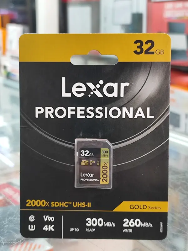 Lexar Professional 2000x 32GB SDHC UHS-II V90 GOLD Series Memory Card