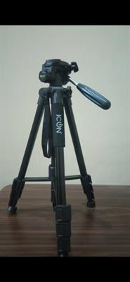 Icon 7867 Professional Tripod + Mono Pod 