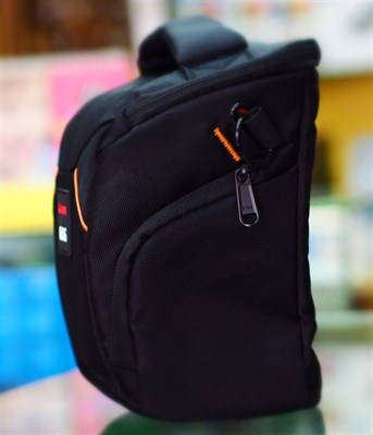 Canon V2 High Quality Triangle Bag