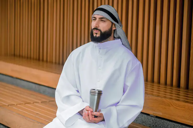Exploring the Timeless Elegance of the Thobe Muslim Attire: A Guide to Jubba and Thobe Styles