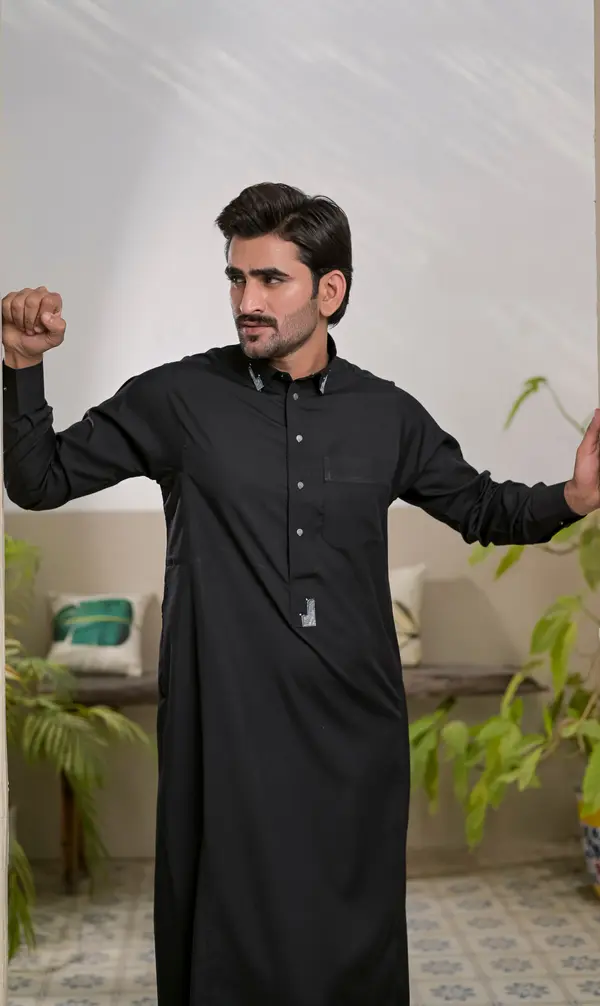 Saudi Thobe In Black (Maghribi)
