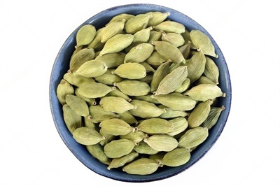 GREEN CARDAMOM