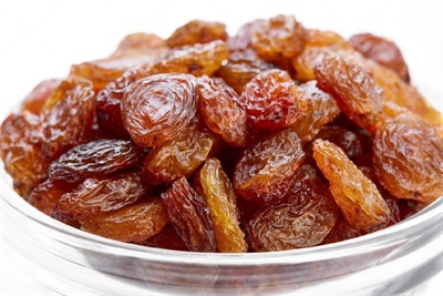 RAISINS WITH SEEDS ( MUNAKKA)