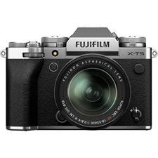 FUJIFILM X-T5 Mirrorless Camera with 18-55mm Lens