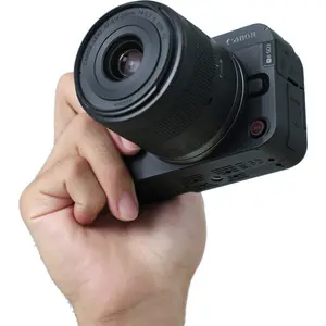 Canon EOS R50 V Mirrorless Camera Kit