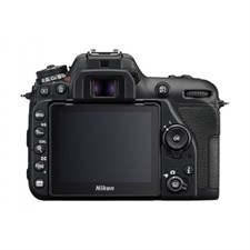 Nikon D7500 Kit (18-140mm Lens)