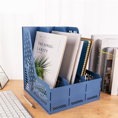 M&G ADMN4397 Plastic Magazine Holder 3 Compartments