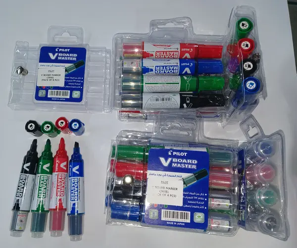 Pilot V Board Master 4 Assorted Colour Whiteboard Marker Wallet