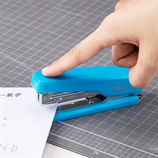 Deli E0229 Stapler