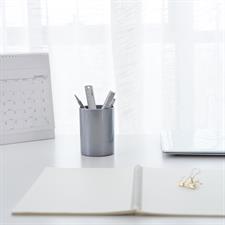 Deli E907 Round PS Pen Holder