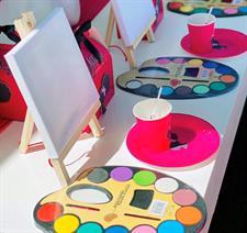Keep Smiling Artist Palette Water Colour Paints 12 Colours