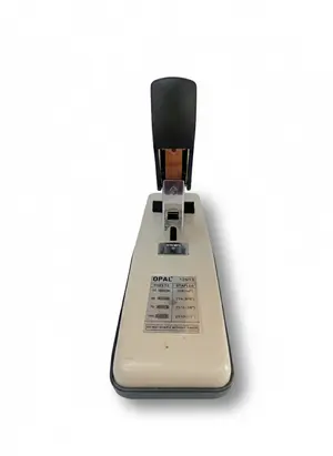 Opal 13N13 100 Pages Effortless Heavy Duty Stapler