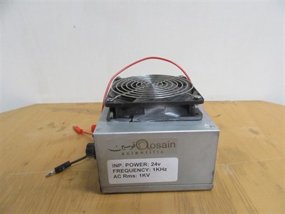 High voltage ac signal generator