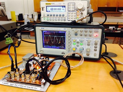 Entry level lockin amplifier board