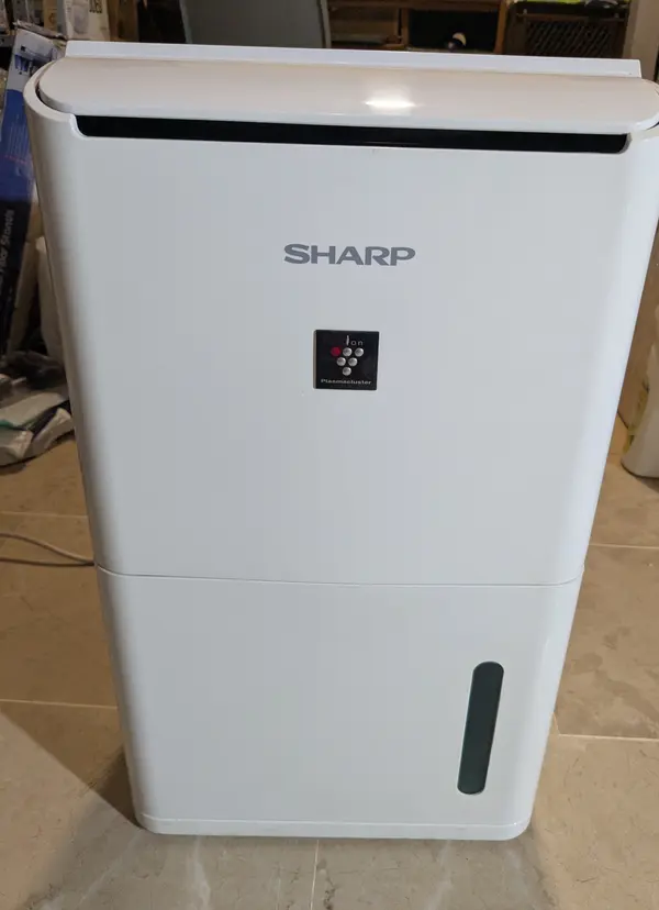 SHARP Dehumidifier (up to 12L/day) 26m² DW-D12A-W (Branded Used)
