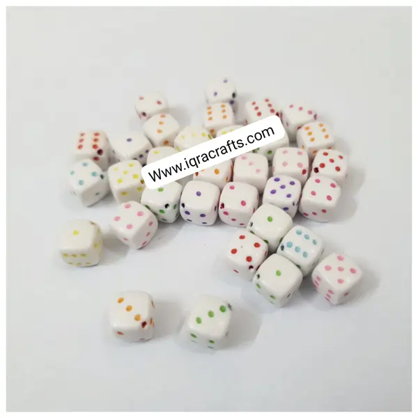 20 Pcs Acrylic Dice Letter Beads in a (Square 7 mm)