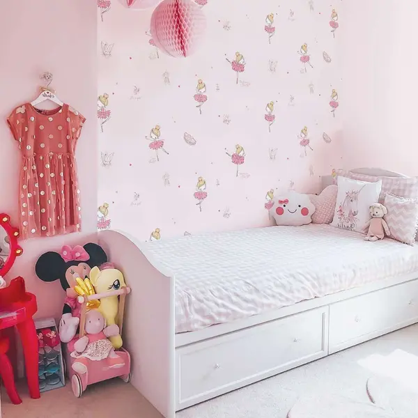 BALLERINA & POP - DREAM WORLD WALLPAPER ROLLS