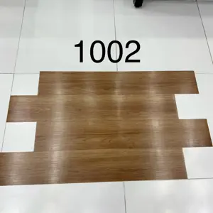 WARM CHESTNUT BROWN VINYL FLOORING PLANKS | 1002