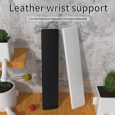 Mechanical Keyboard Leather Wrist Pad .