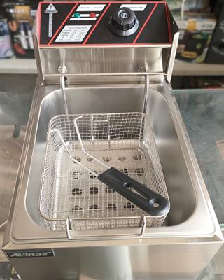 Avinas electric deep fryer AV-668Y