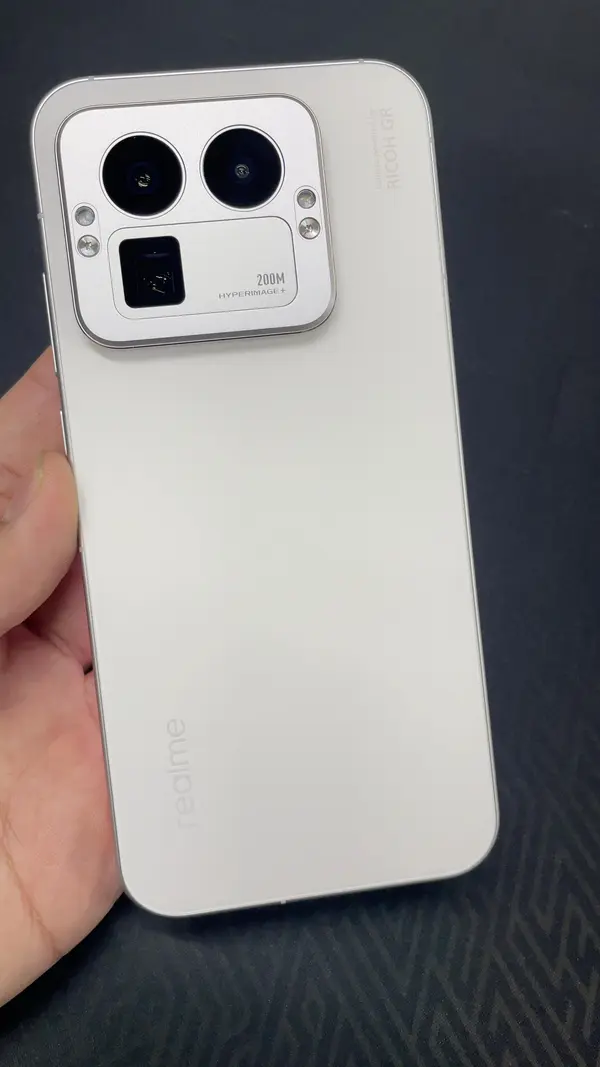 Realme GT 8 Pro - 512GB 12GB RAM