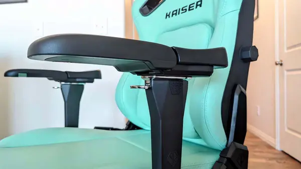AndaSeat Kaiser 4 V2 6D Armrest Replacement Accessory