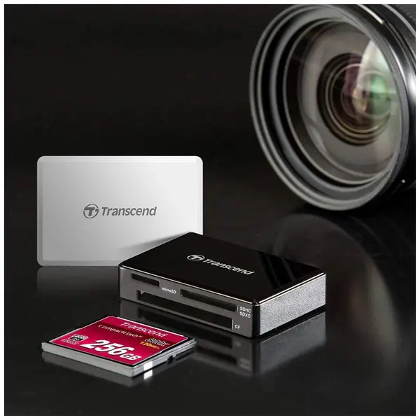RDF8K Card Reader SDXC/SDHC UHS-I & microSDXC – High-Speed USB Card Reader