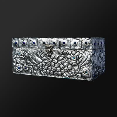TISSUE BOX SILVER
