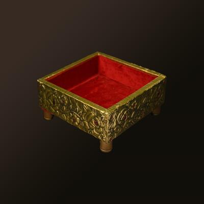 CENTER PEICE GOLDEN