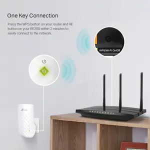 TP-Link RE200 AC750 Universal Dual Band Range Extender, Broadband/Wi-Fi Extender, Wi-Fi Booster/Hotspot with Ethernet Port, Plug and Play, Smart Signal Indicator