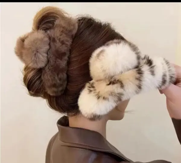 Large Leopard Print Plush Hair Clip 