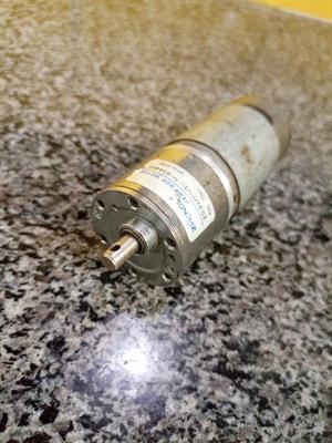 Gear Motor DC 12 Volts