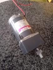12V DC High-Torque Gear Motor – Compact & Powerful for Robotics, DIY, and Industrial Use