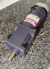 AC 220 Volts High-Torque Gear Motor – Compact & Powerful for Robotics, DIY, and Industrial Use